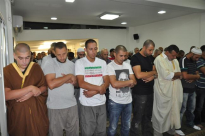 بالفيديو والصور: شعائر صلاة التراويح من مسجد محمد الفاتح بمدينة يافا